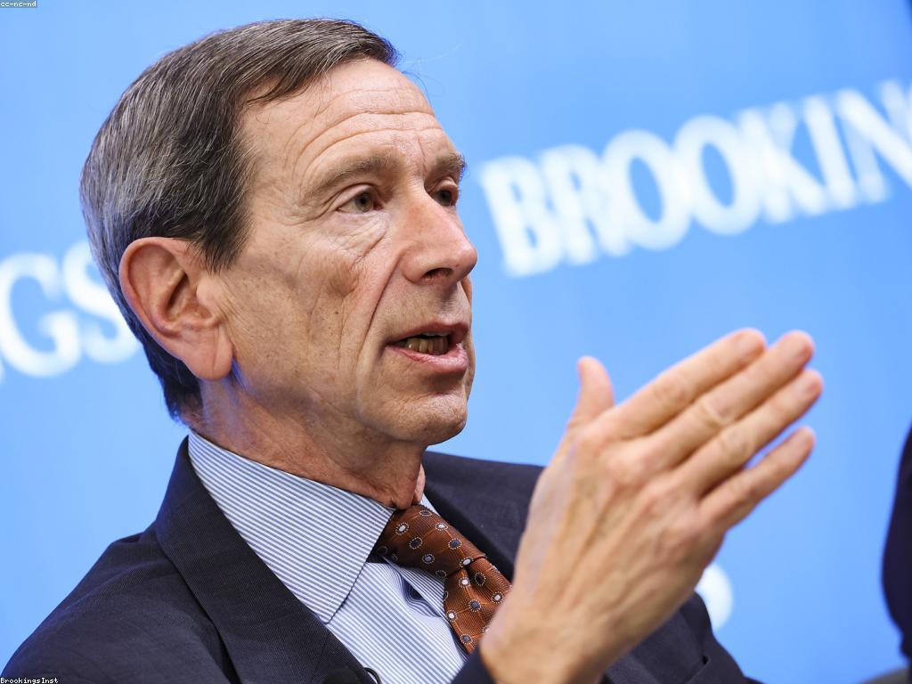 អត្តសញ្ញាណកម្មវិធីនិងការអភិវឌ្ឍន៍បច្ចេកវិទ្យាថ្មី